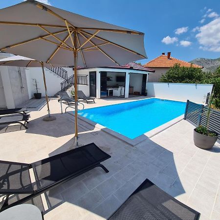 Studio Apartmani Milovic Trebinje Exteriör bild