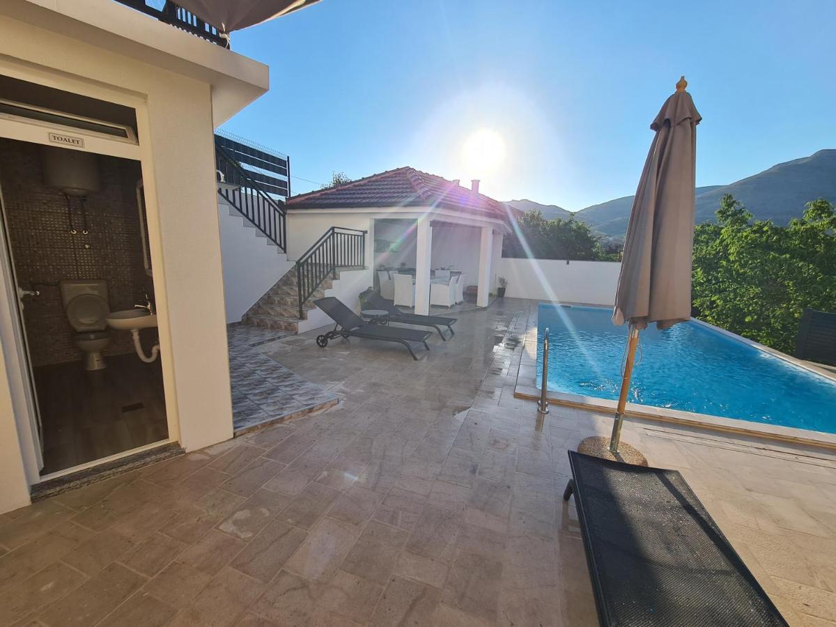 Studio Apartmani Milovic Trebinje Exteriör bild