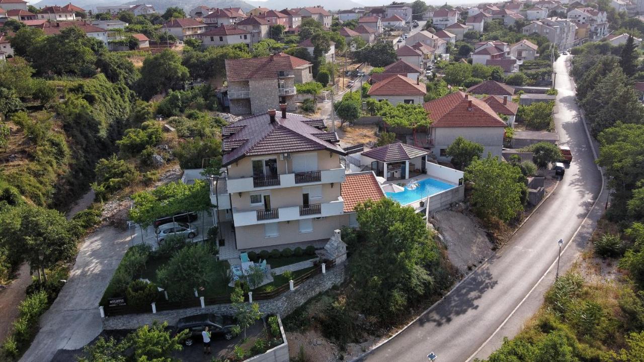 Studio Apartmani Milovic Trebinje Exteriör bild
