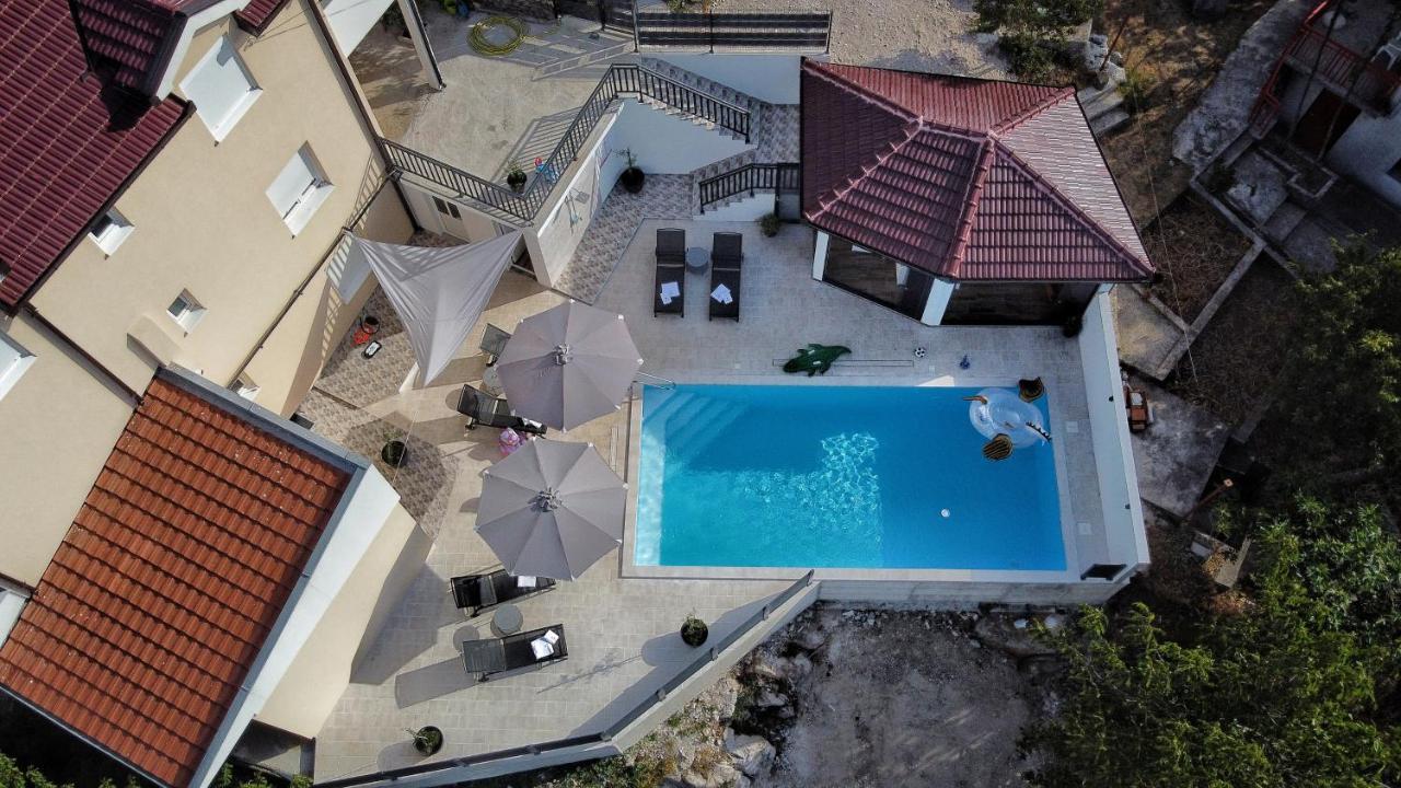 Studio Apartmani Milovic Trebinje Exteriör bild