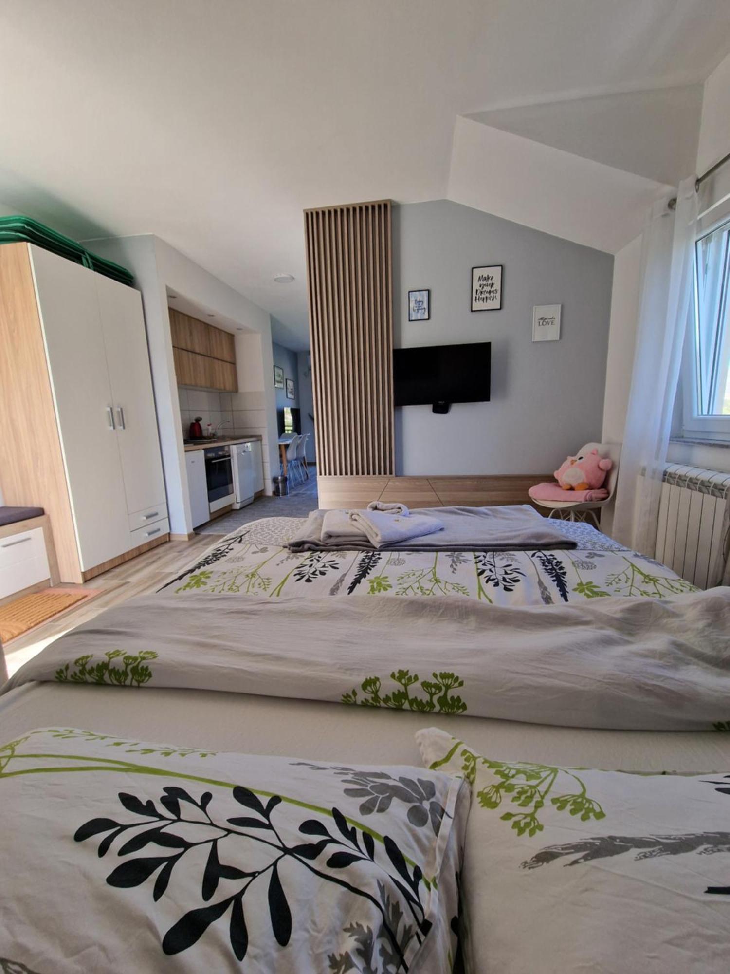 Studio Apartmani Milovic Trebinje Exteriör bild