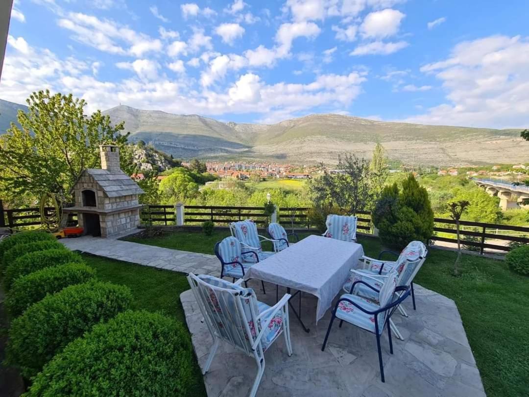 Studio Apartmani Milovic Trebinje Exteriör bild
